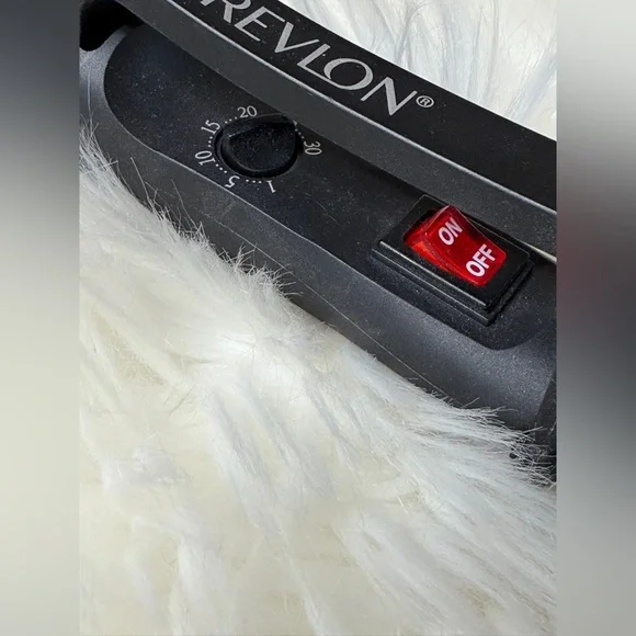 3-Barrel Tourmaline Ceramic Jumbo Waver - Picture 6 of 7